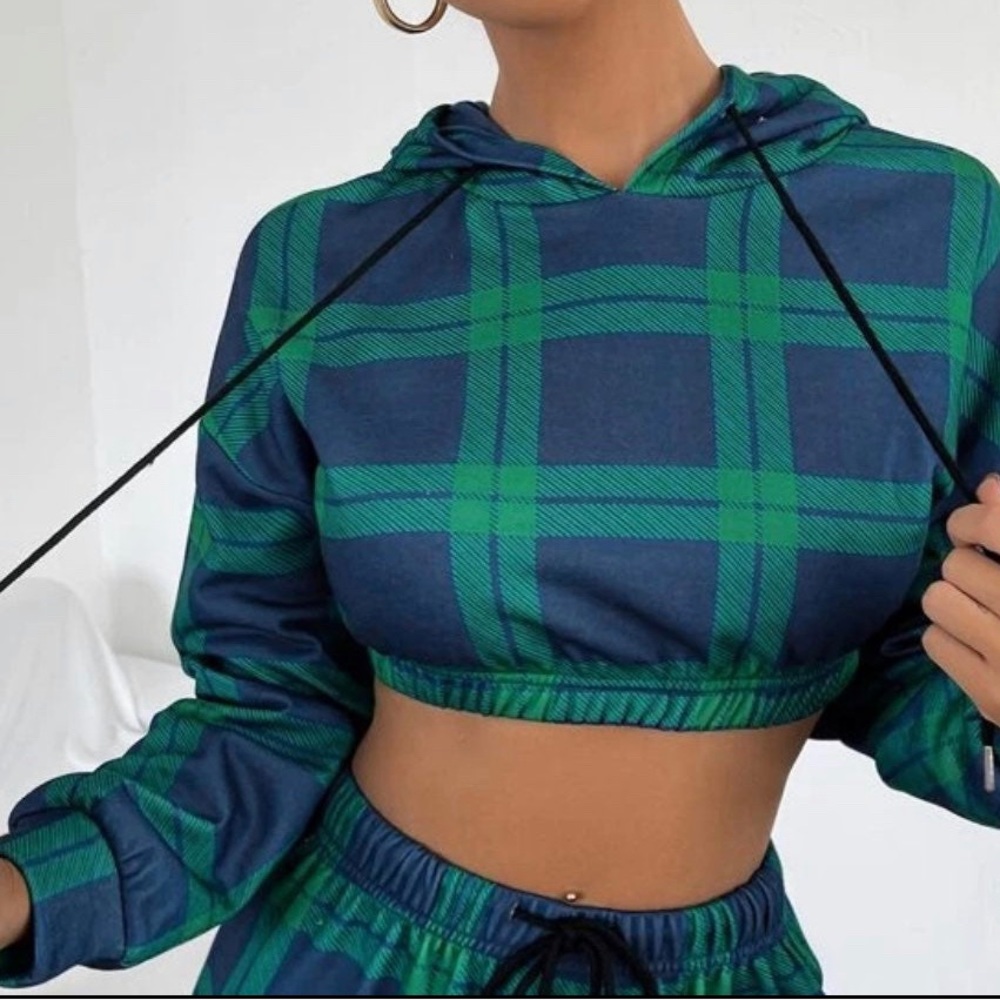 Plaid drawstring crop hoodie only size XS nwt
